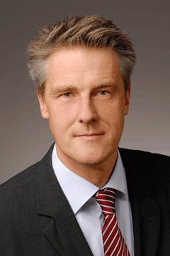 Dr. Stefan Buse
