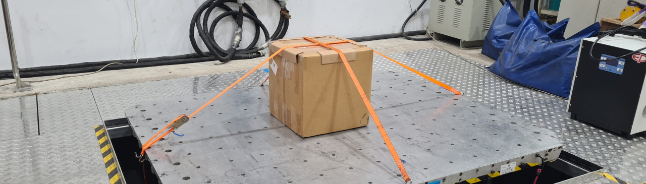Packaging and Dynamic Lab banner
