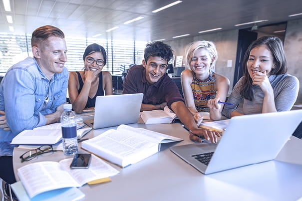 Studenten-CT2-Jobs-Karriere-sk518098198