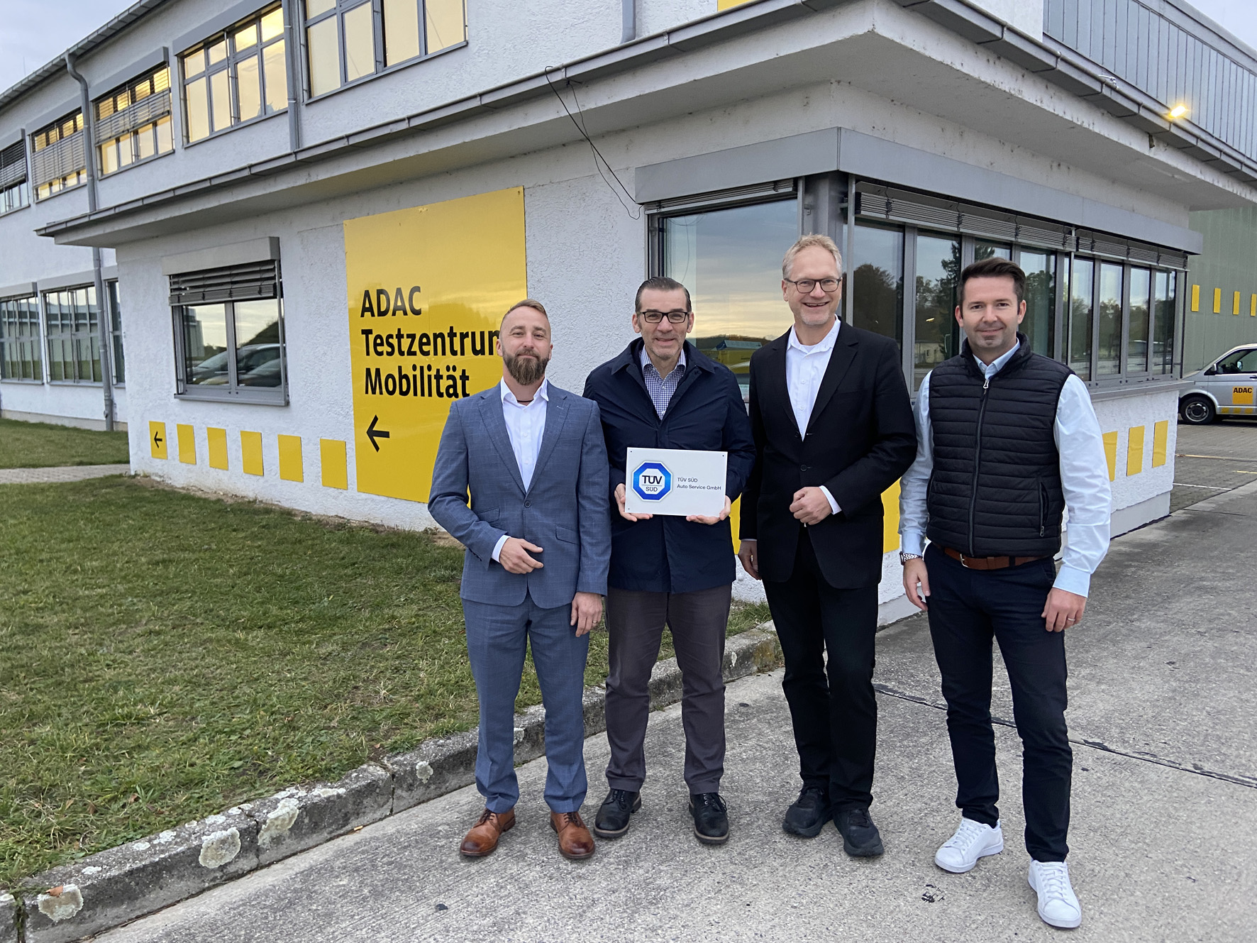 ts-pr-kooperation-tuev-sued-adac
