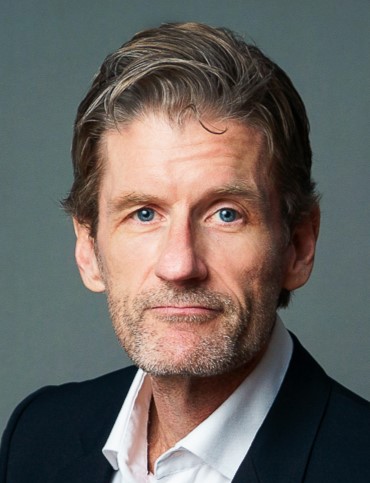 Dr. Andreas Hauser