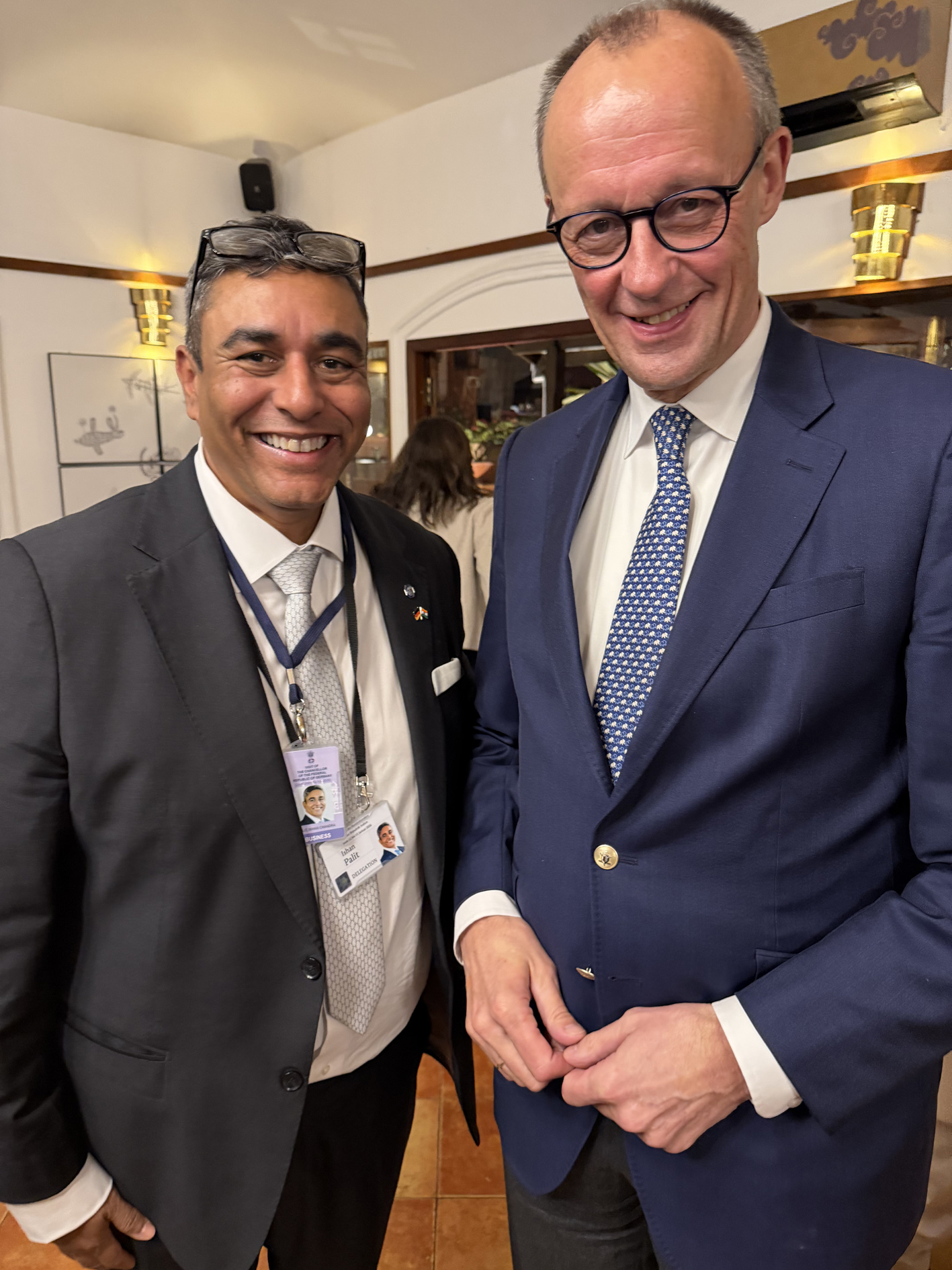 TÜV SÜD-CEO Ishan Palit trifft Bundeskanzler Friedrich Merz.