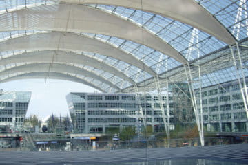 Bau und Betrieb von Flughäfen und Messen