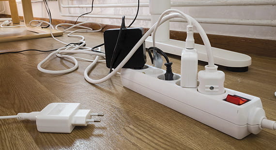 Ortsveränderliche elektrische Geräte