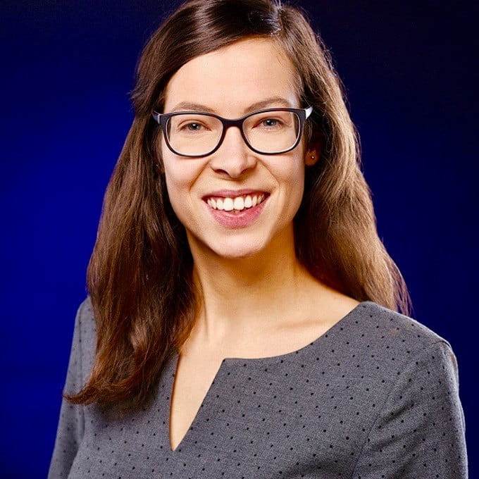 Dr. Jara Brenke