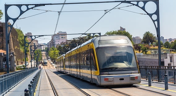 Gelbe Stadtbahn