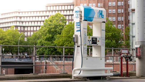 Stoccaggio idrogeno in loco, un esempio: stazione di servizio per automobili