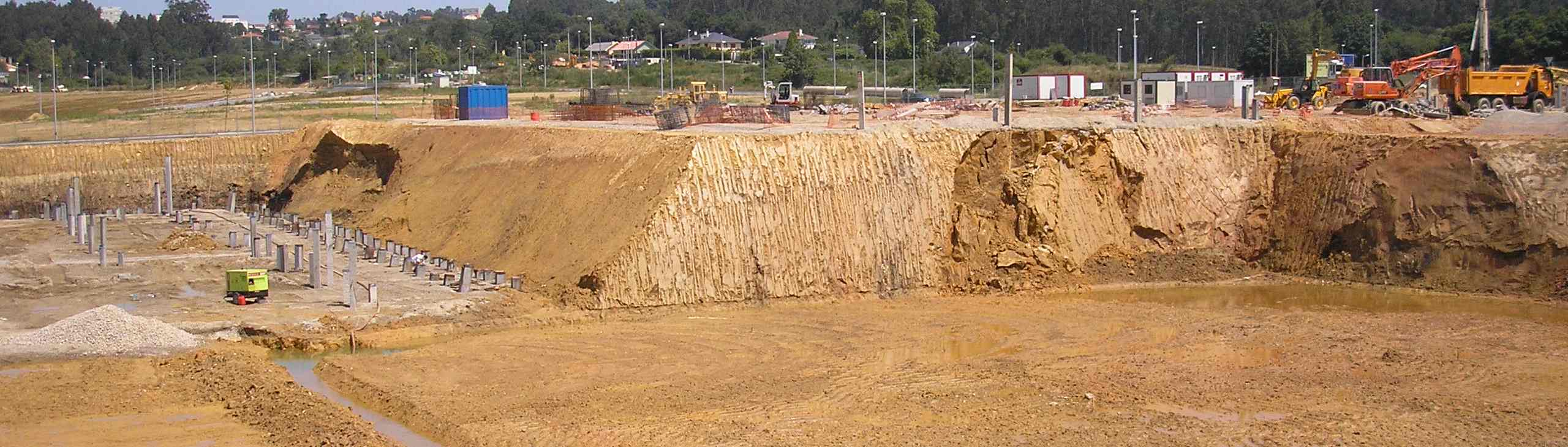 Suelo industrial en compra-venta