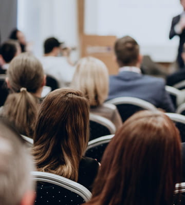 Proximos eventos y webinars content tiles
