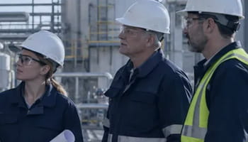 Estudio HAZID para identificar peligros en proyectos industriales content tile tuv sud