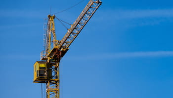 Inspección de grúas torre para obras
