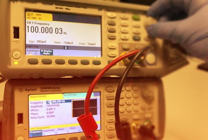 Calibración frecuencia in situ