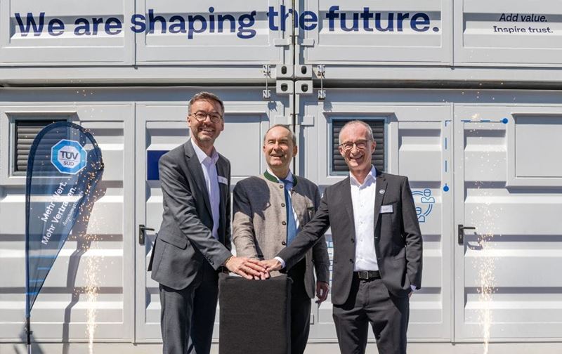 opens new hydrogen testing laboratory in Garching