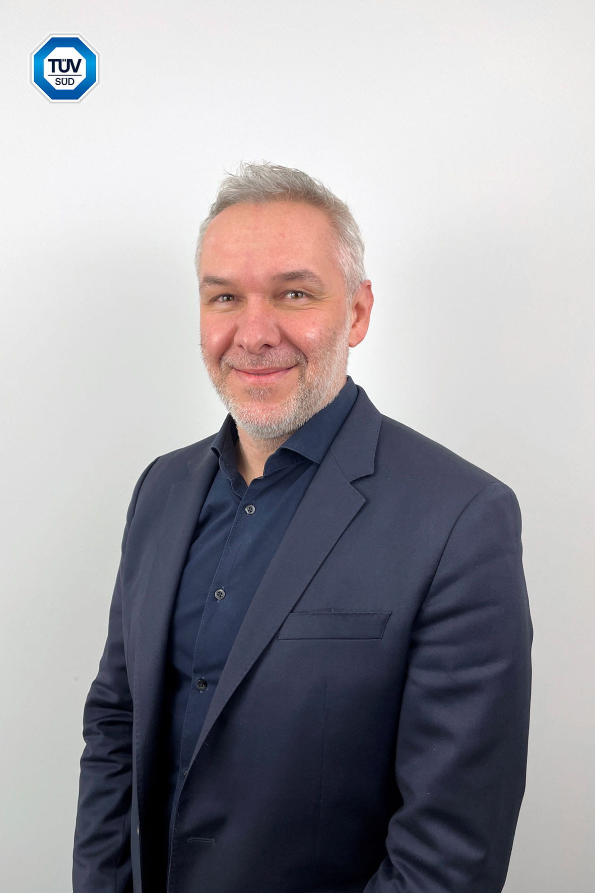 Adrian Dekert