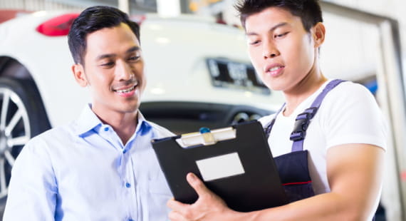 Switching Gears: Why Now Is the Perfect Time to Become an EV Mechanic
