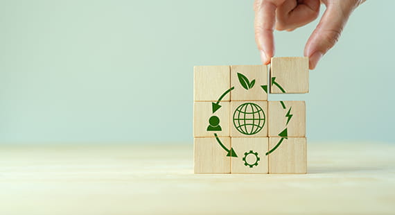 circular economy symbol carbon footprint