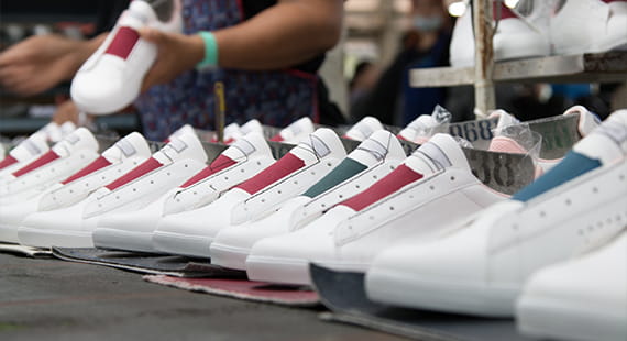 Footwear & Apparel – safety requirements for EU & US