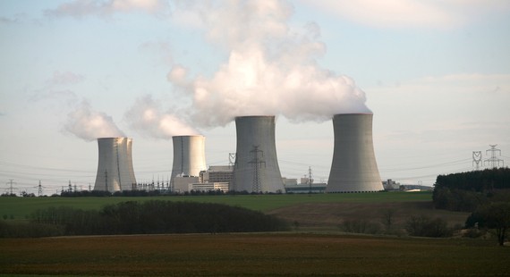 The Impact of Urbanization on Aging Power Plants