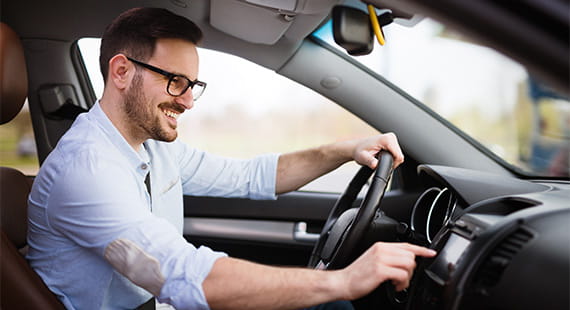 Wireless Technologies for Vehicle Connectivity to Ensure Road Safety