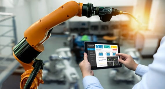Optimization of Production Processes with Machine Learning and Industry 4.0