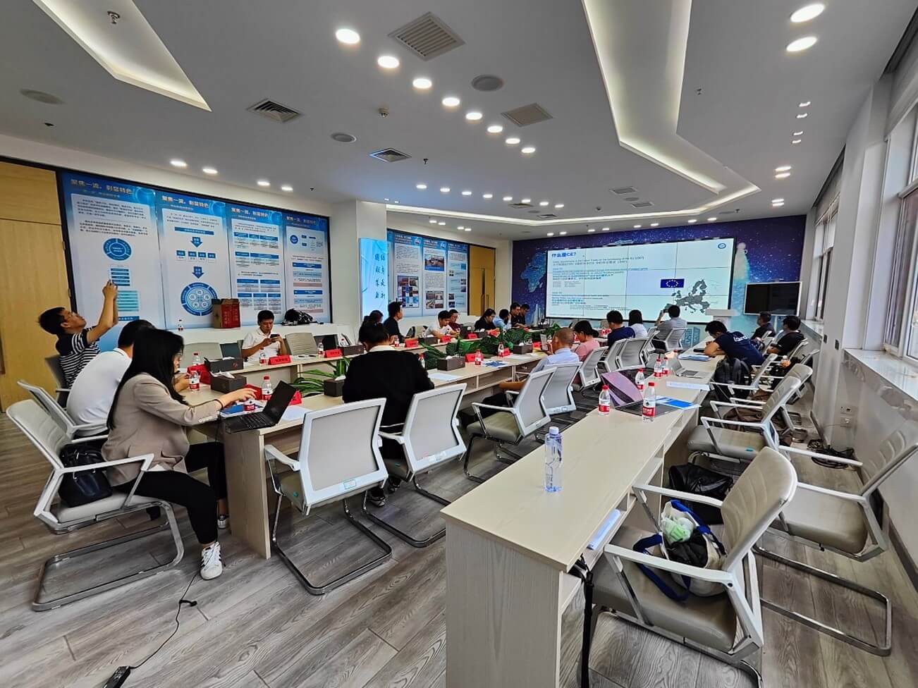 开辟机器人蓝海市场，TÜV南德推出一站式全球准入解决方案