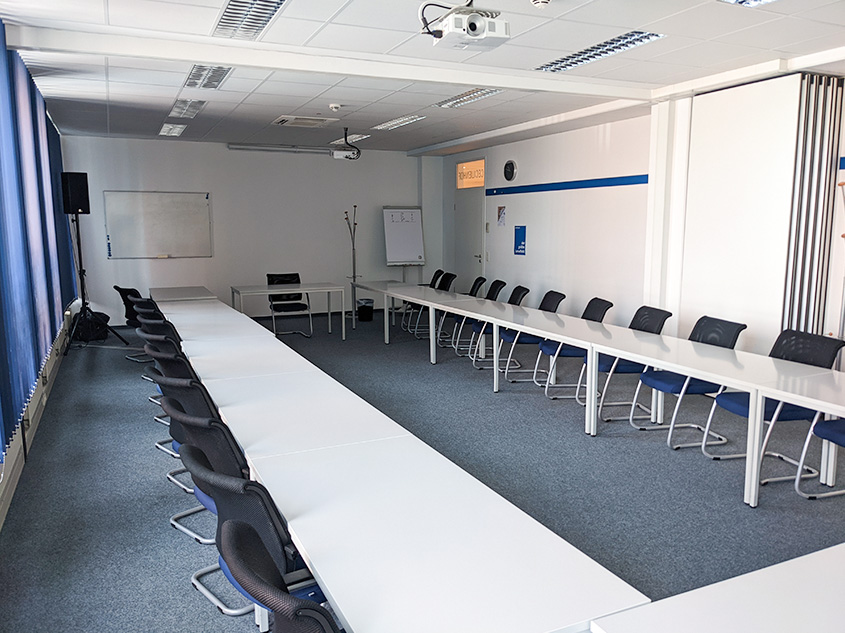 T&Uuml;V S&Uuml;D Akademie Berlin Schlungsraum