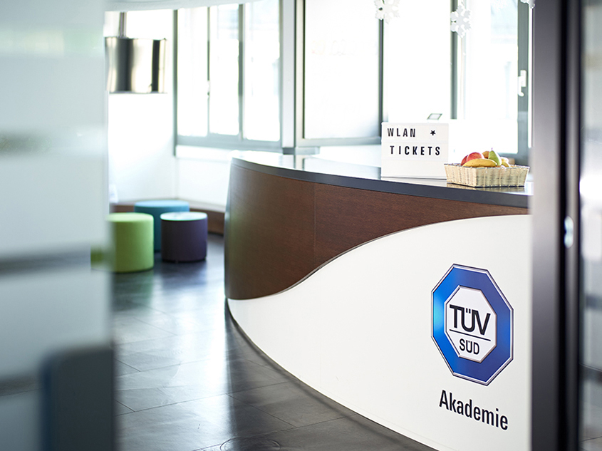 T&Uuml;V S&Uuml;D Akademie M&uuml;nchen Empfang