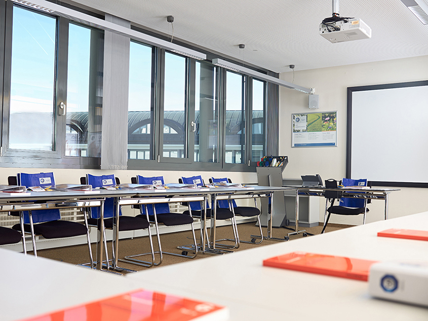 T&Uuml;V S&Uuml;D Akademie M&uuml;nchen Schulungsraum