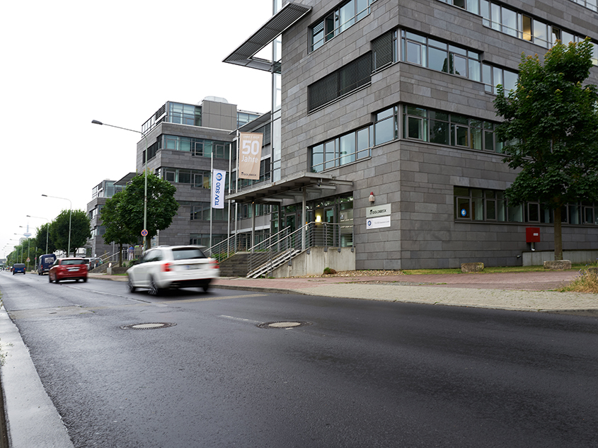 T&Uuml;V S&Uuml;D Akademie Frankfurt Eingang