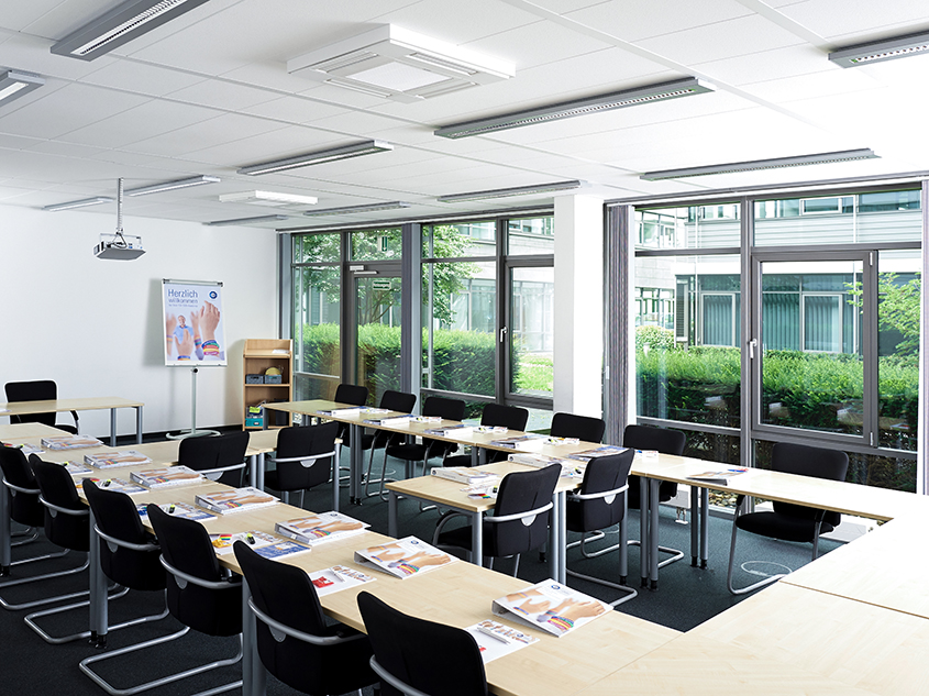 T&Uuml;V S&Uuml;D Akademie Frankfurt Schulungsraum