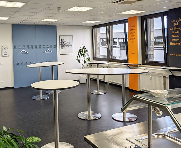 T&Uuml;V S&Uuml;D Akademie Regensburg Pausenraum