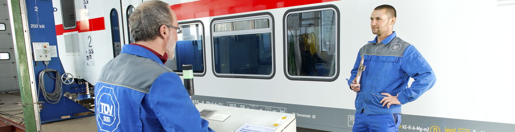 Rail Vehicle and Component Testing | TÜV SÜD in India